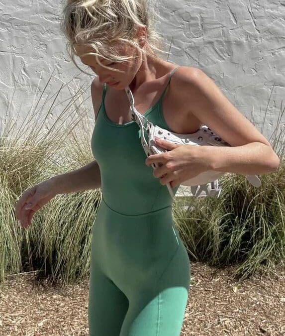 Elsa Hosk Looked Incredible in Green Tank Top and Short Leggings