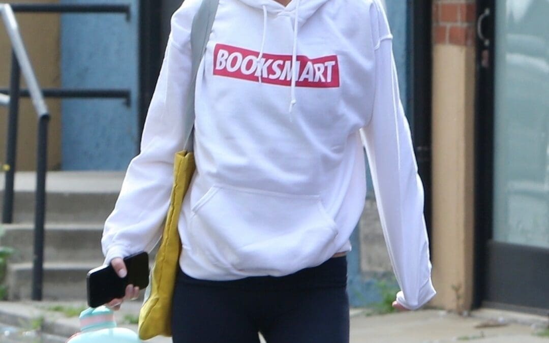 Gallons of Style: Olivia Wilde Goes Dandy with Pink Water Jug!